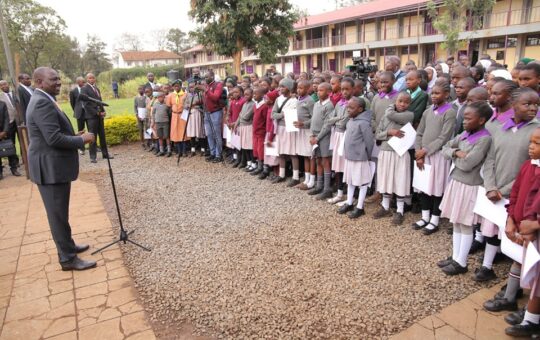 President Ruto addressing learners at Joseph Kangethe Primary School in Kibra Image courtesy: KBC